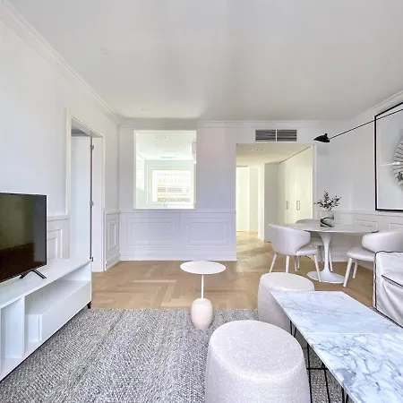 Boulevard Dream By Innkeeper Готель